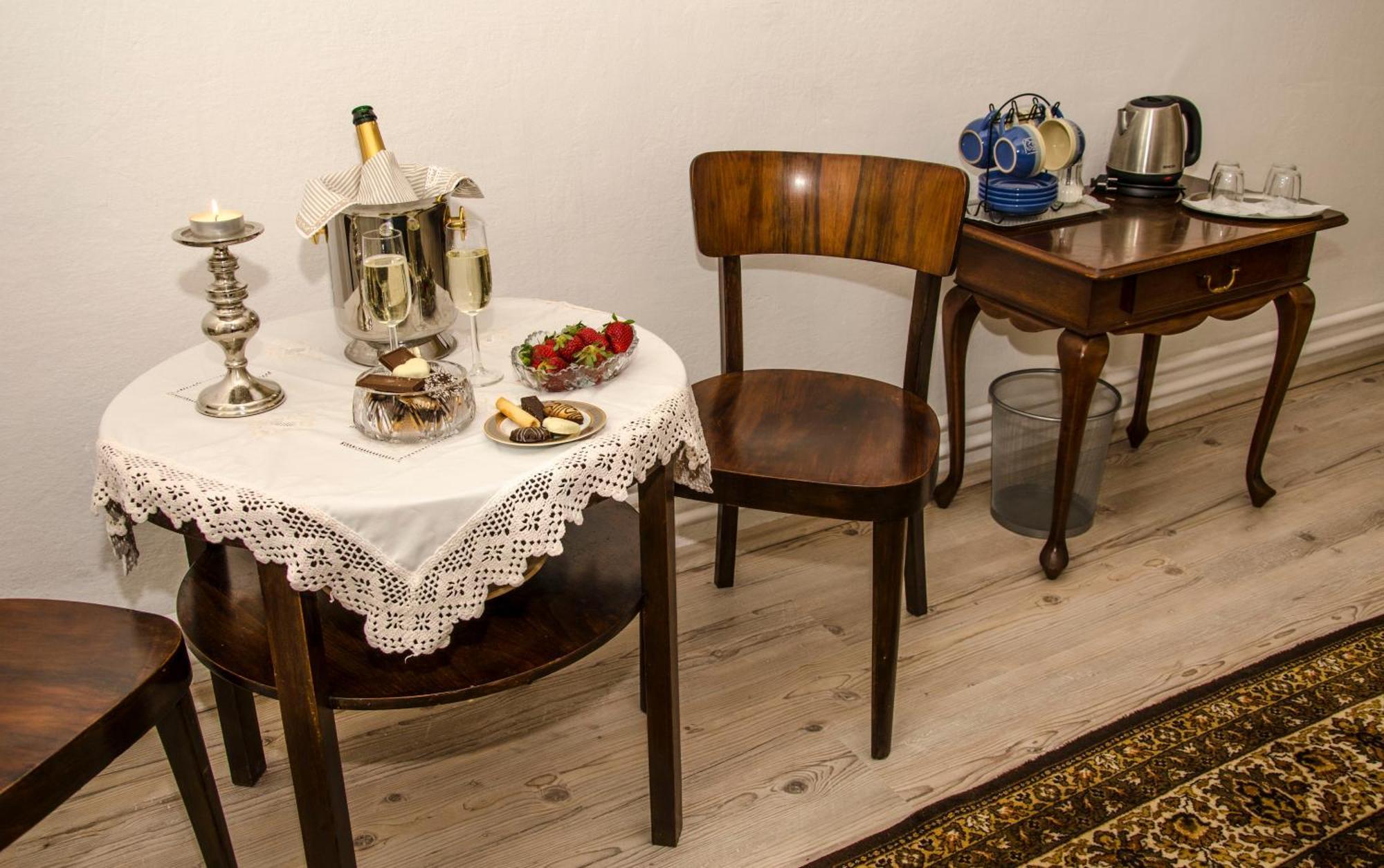 Trubarjev Art Boutique Hotel Laško Rum bild